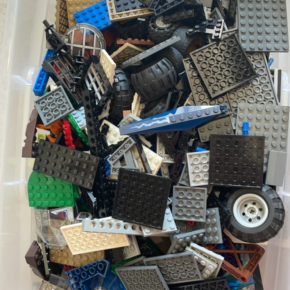 Brand new mixed LEGO lots! - Picture 2 of 4